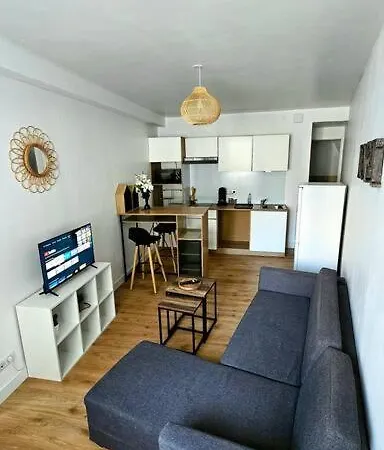 Neuf Apartamento *